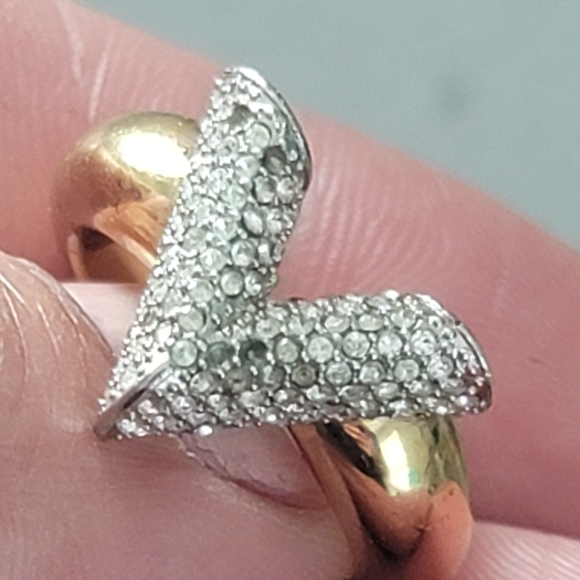 Louis VuittonEssential V ring Gold, Metal - Picture 2 of 10